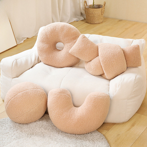 INS Nordic-style 3D geometric irregular twisted round plush toy cushion living room throw pillow decoration