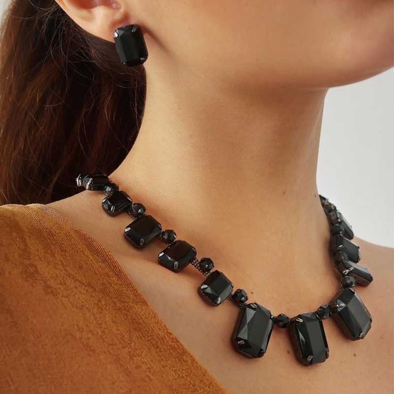 Transfronteriza venta caliente geometría cuadrada conjunto de joyería simple cadena de clavícula de diamante temperamento perno conjunto de joyería femenina