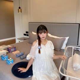 新品A字裙短袖绑带圆领连衣裙超好看纯色女生夏装通勤时尚流行款