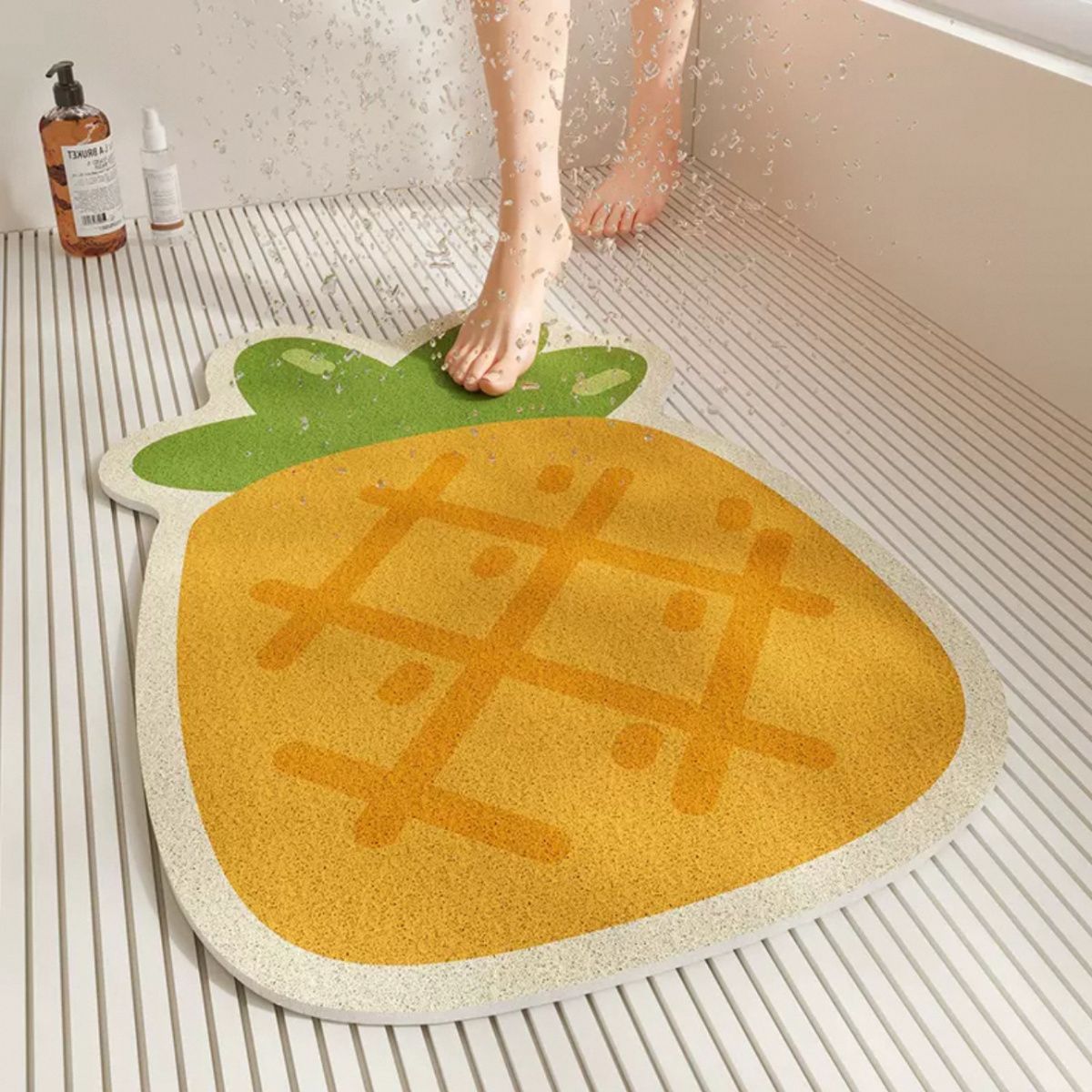 Bathroom perforated silk loop floor mat, shower room children's bath anti-slip water-draining foot mat, cartoon design, dirt-resistant and easy to clean
