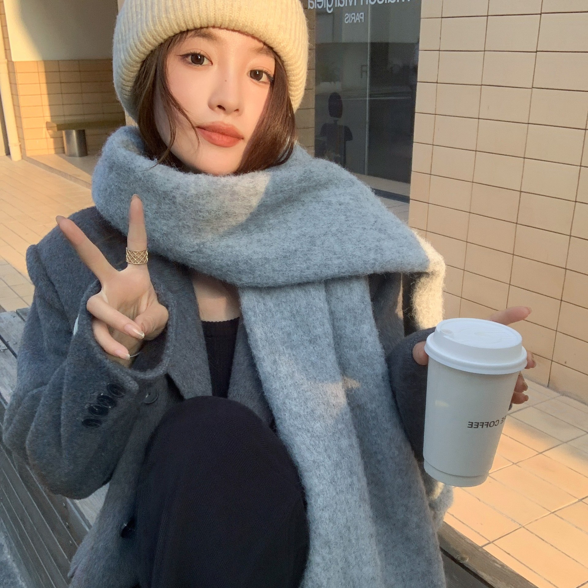 Estilo coreano color sólido invierno chal engrosado cálido todo partido bufanda dopamina color caramelo mohair bufanda perezosa para las mujeres