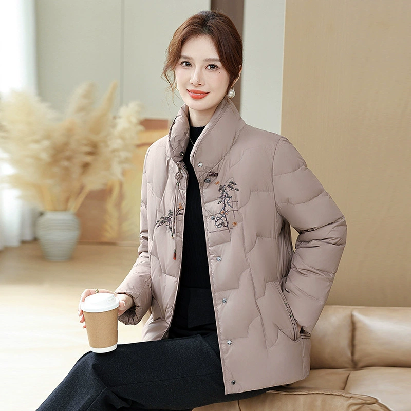Мама пуховик пальто зимний новый средний и пожилой хлопковый костюм вышивка в китайском стиле пуховик среднего и пожилого возраста короткий топ