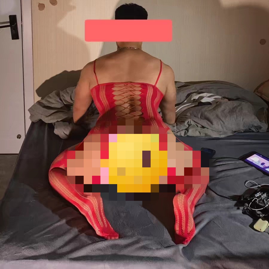 빨간색