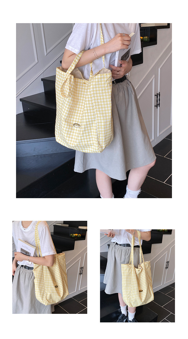 ins Korean-style laid-back single-shoulder bag, casual large-capacity black and white checkered tote bag, student commuting backpack for classes undefined