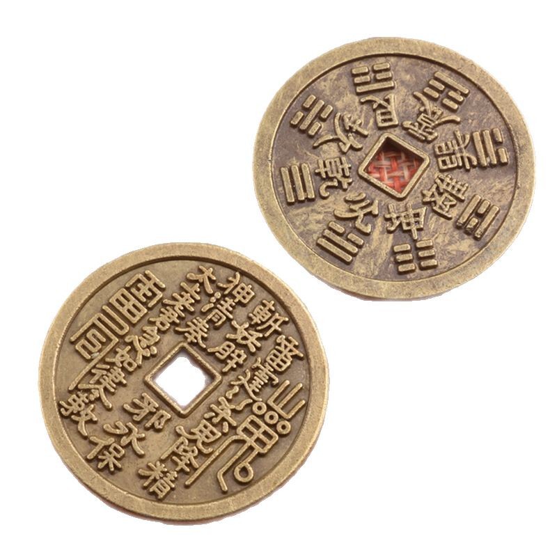 アクセサリーの山鬼銭山鬼はお金を使って骨董品を飾っています。|undefined
