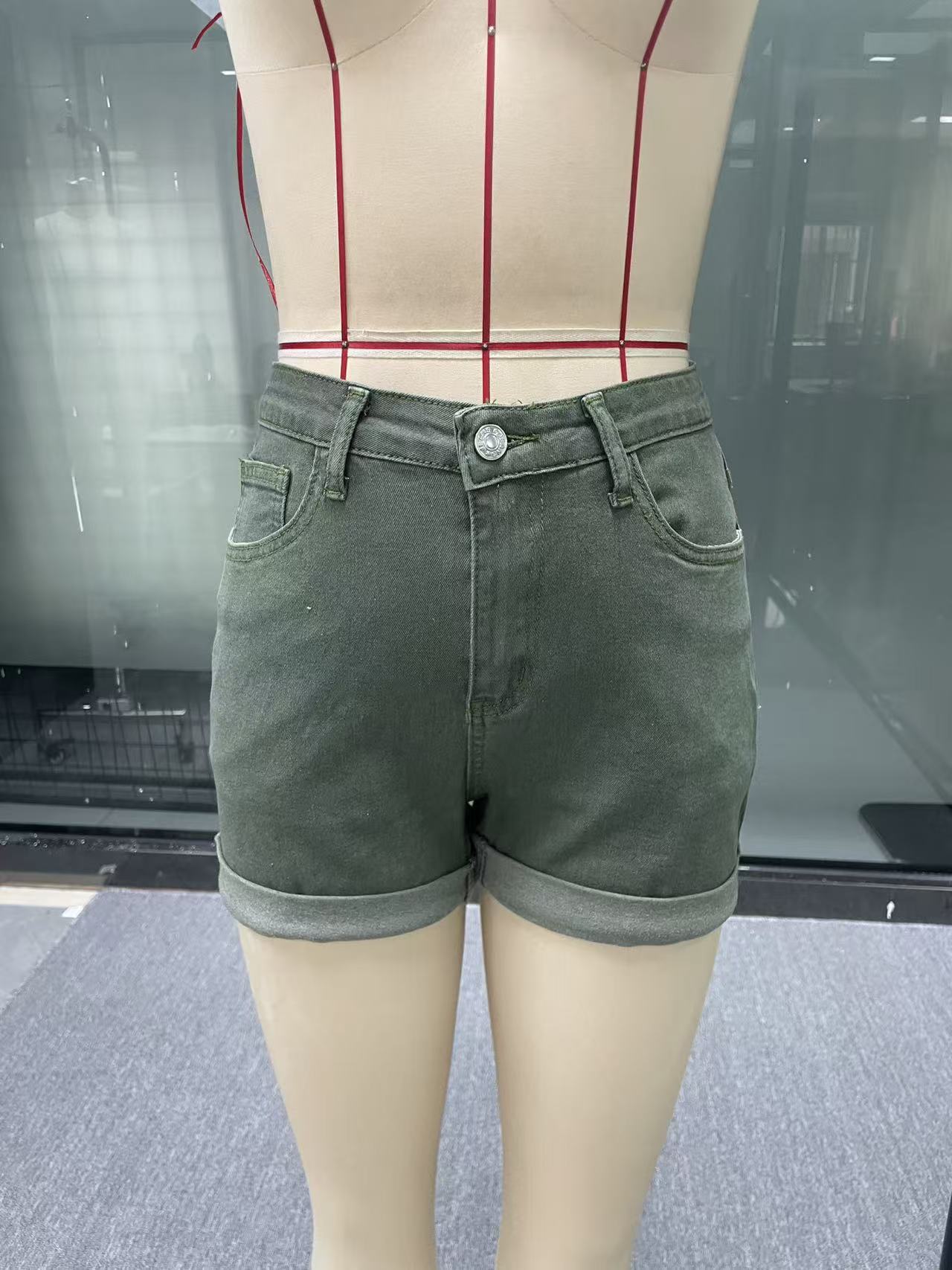 Women's Solid Color Denim Shorts Simple Basic Versatile Standard Size Women's Pants_ecoleips.com