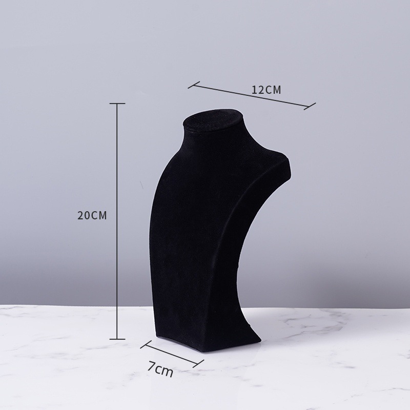 フランネルのネックレスの展示棚の人はモデルのアクセサリー棚のネックレスの首の型のカウンターの陳列道具のネックレスの棚のようです。|undefined
