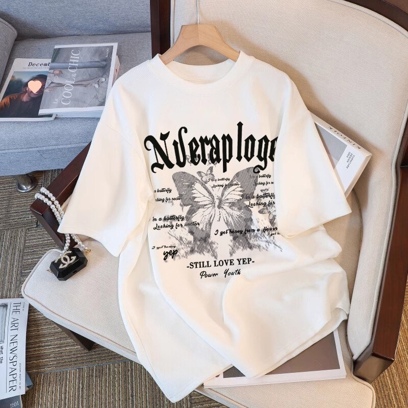 American Retro White Cotton Short-Sleeved T-Shirt for Women Summer 2026 New Popular Summer T-Shirt Loose Large Size Top American Retro White Cotton Short-Sleeved T-Shirt for Women Summer 2026 New Popular Summer T-Shirt Loose Large Size Top