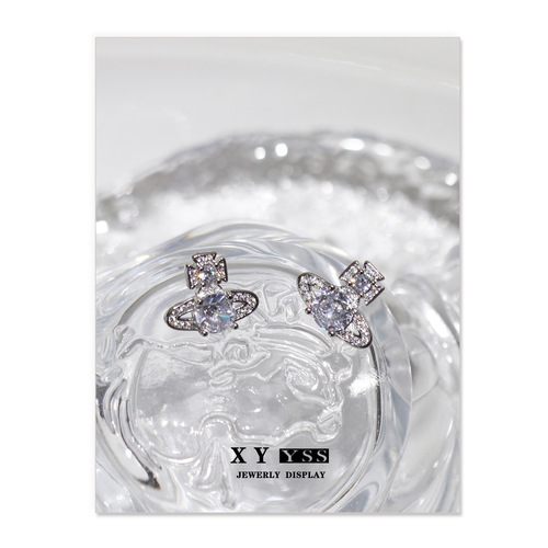 Saturn Full Diamond Super Flash Earrings for Women Exquisite, Small, Sweet and Cool Roman Cross Niche European and American Trendy Ear Clip Earrings