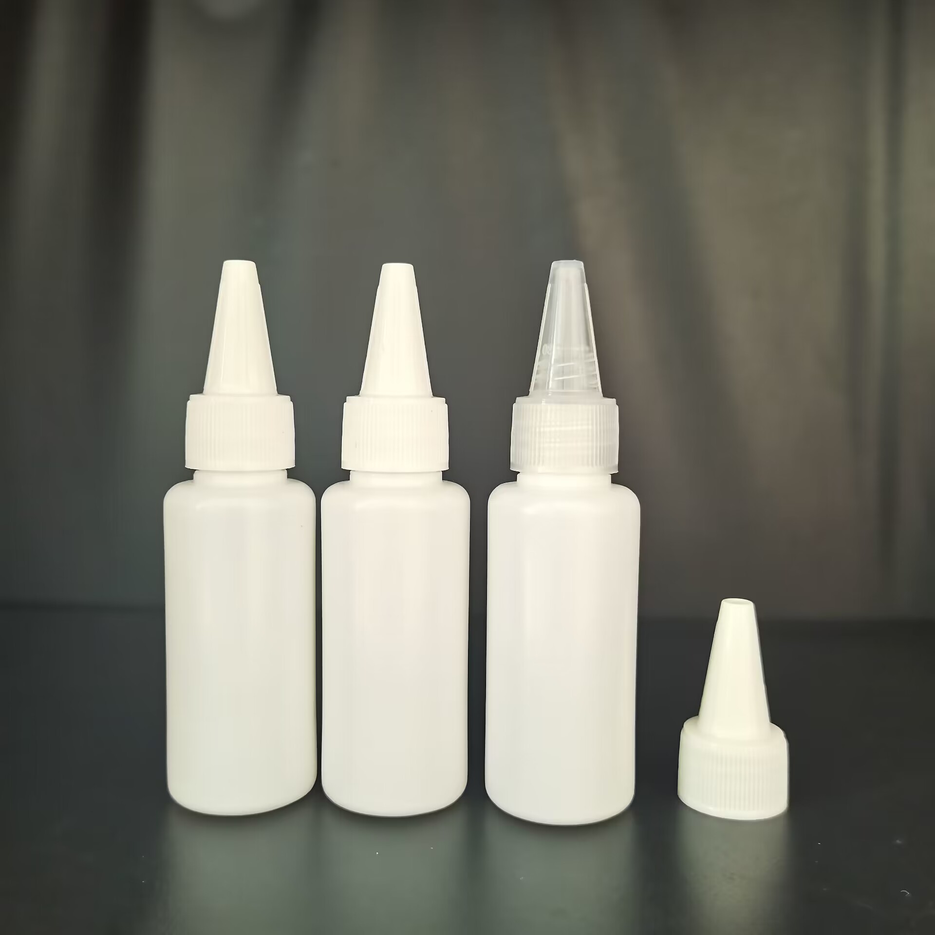 厂家批发30ml挤压尖嘴瓶油墨瓶胶水瓶子pe白色分装瓶现货