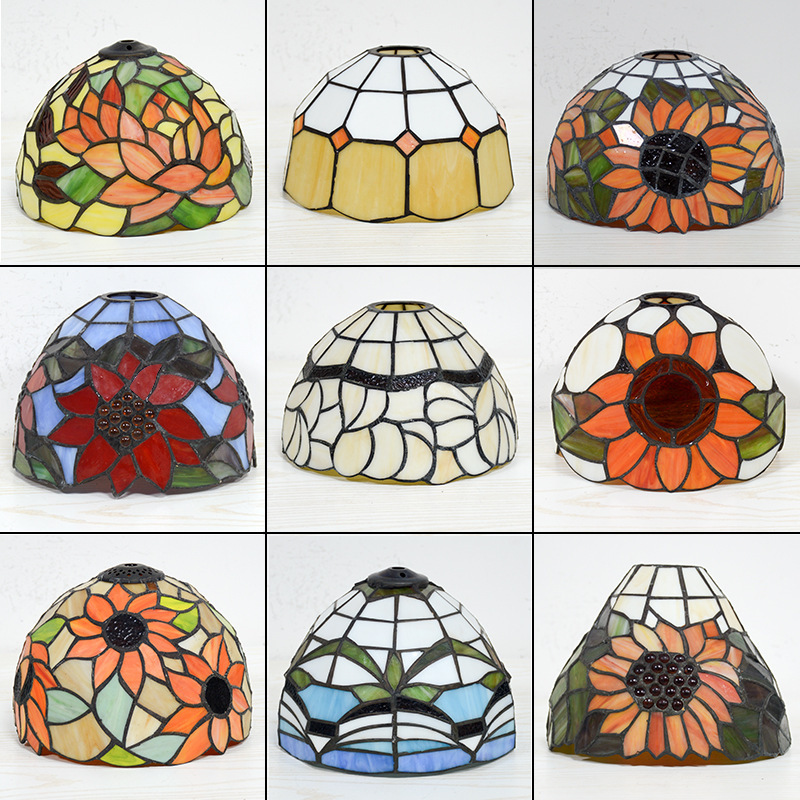 Factory wholesale supply colored glass lampshade ceiling lamp chandelier lamp shade manual solder lampshade spot supply