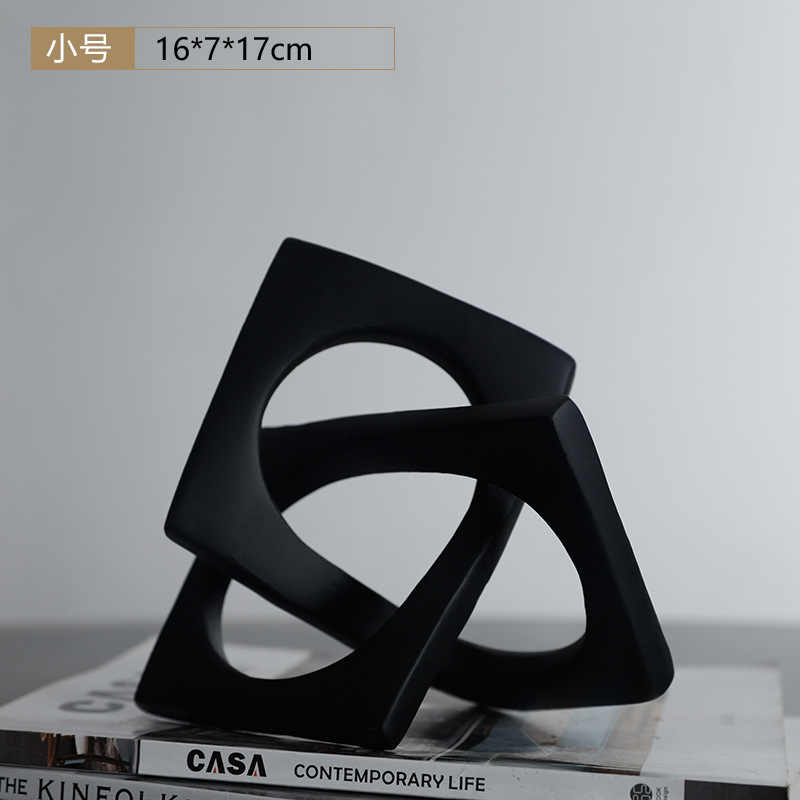 創意的な金色の樹脂工芸品の新しい家の酒場のデスクトップの装飾品の家庭の客間の装飾品の高級感