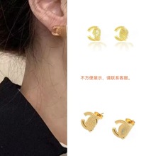 小香风双c耳钉钛钢不掉色轻奢秋冬百搭高级感优雅淑女气质耳夹316