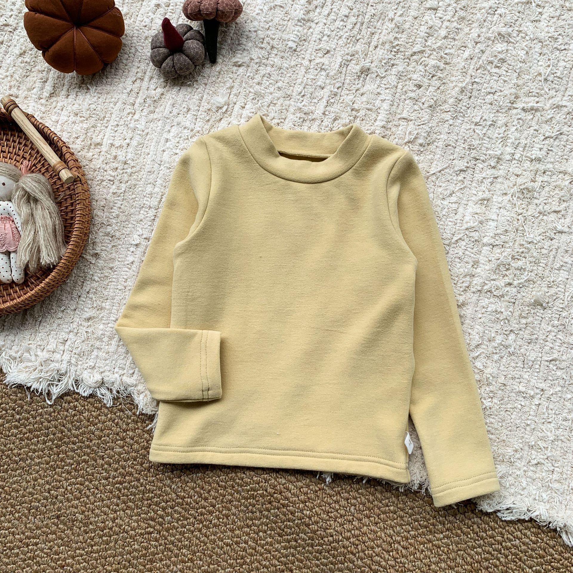 Sugar Pear ropa infantil camiseta de base de niña 2025 ropa de invierno de cuello medio alto para niños camiseta de manga larga con ropa de bebé abrigo de otoño
