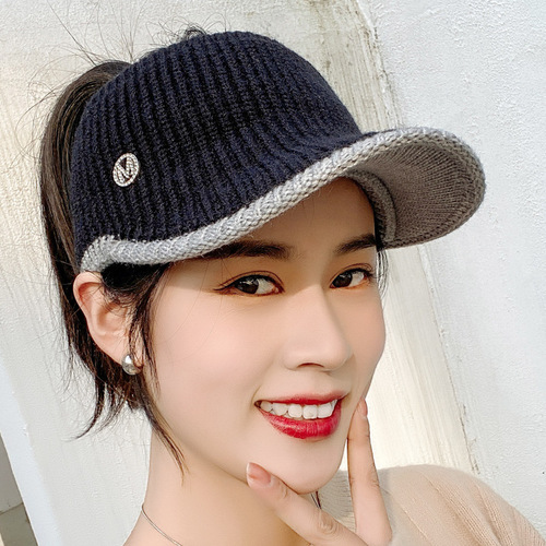 Fashionable Autumn/Winter Outdoor Winter Knitted Wool Baseball Cap Warm Visor Hat for Women, New Arrival Cold-Proof Flat-Brimmed Cap