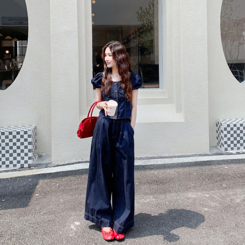 レトロスクエアカラーパフスリーブデニムスーツ女性のための夏の新しいスタイルの塩と甘いハイウエストワイドレッグパンツツーピースセット|undefined