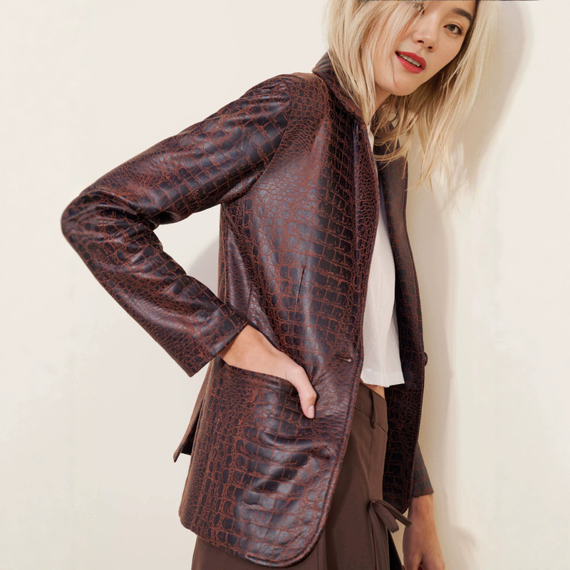 Retro Brown Crocodile Pattern Faux Leather Blazer for Women, Single-Breasted, Loose Mid-Length Commuter Outerwear Retro Brown Crocodile Pattern Faux Leather Blazer for Women, Single-Breasted, Loose Mid-Length Commuter Outerwear