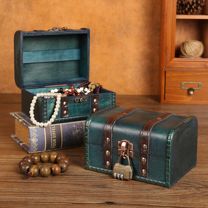 Vintage Jewelry Box Earrings Necklace Jewelry Storage Box with Lock Wooden Box Gift Packaging Empty Box Photography Props