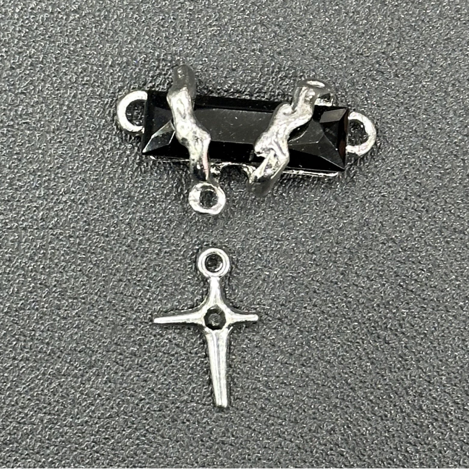 New Alloy Black Diamond Double Cross Pendant with Diamonds DIY Pendant Star and Moon Bracelet Necklace Jewelry Crystal Accessories