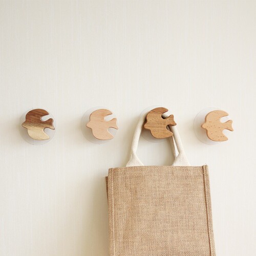 Solid wood hook star moon wall-mounted punch-free coat hook creative decoration children's room door handle coat hook