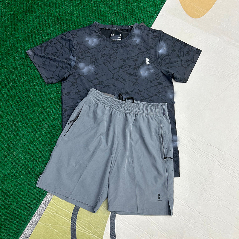 Hombres nuevos al por mayor deportes de secado rápido transpirables camisetas de manga corta entrenamiento de hielo suelta chaqueta casual fitness correr
