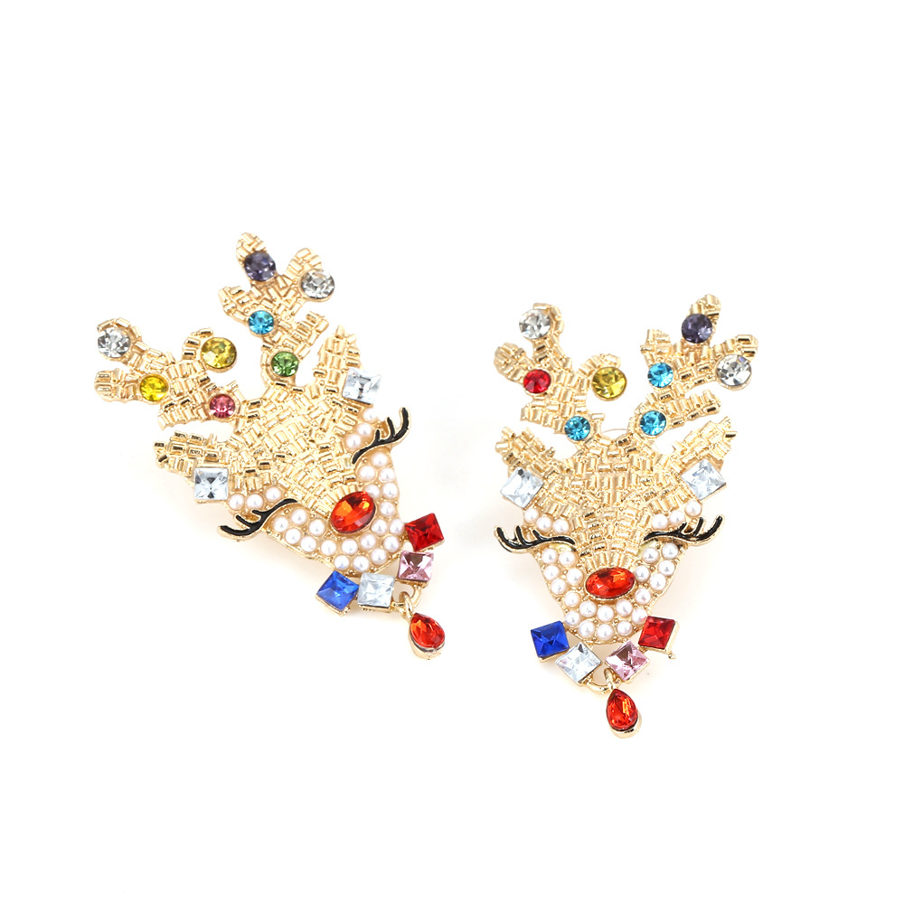 Christmas Drop Earrings With Diamonds And Pearls For Festive Style_voghion.com