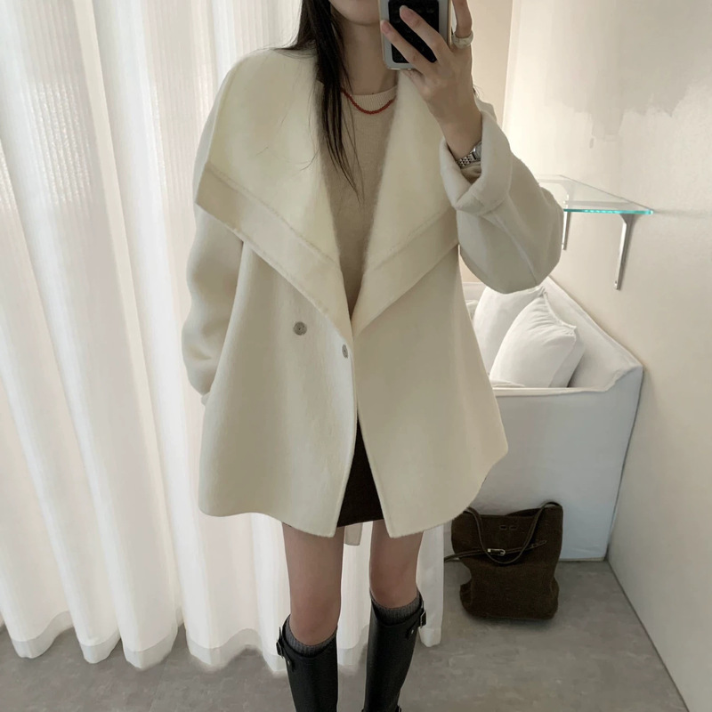 2026 Autumn/Winter New Style Women's Double-Faced Wool Coat with Large Lapel, Loose Fit, Slimming, and Elegant for Petite Figures 2026 Autumn/Winter New Style Women's Double-Faced Wool Coat with Large Lapel, Loose Fit, Slimming, and Elegant for Petite Figures