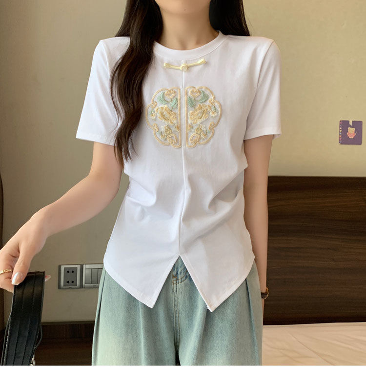 2024 Summer Embroidered Split Short Sleeve Design T-shirt New Chinese style High end Bottom Top_voghion.com