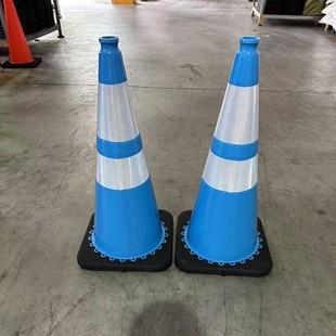 70cmPVC·�F���3.2kg�ڵ��{ɫ�A�F��ͨ��ȫ������·��ѩ��Ͱ