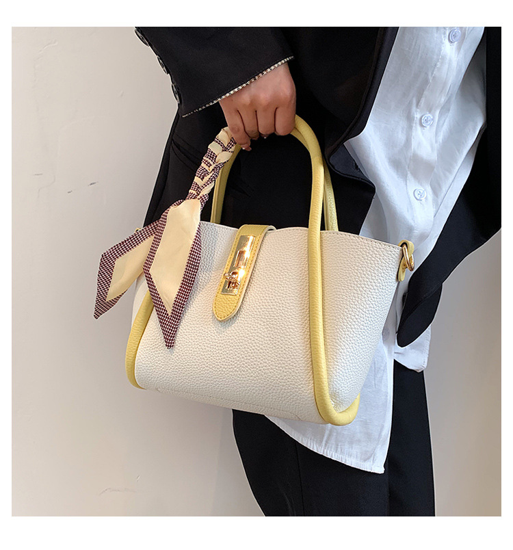 The new trendy women's bag for the summer of 2025, a simple commuting bucket bag with a large capacity and a single-shoulder handbag for women undefined