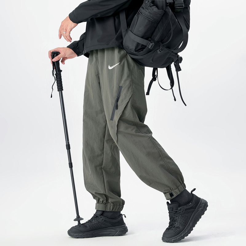 New Cargo Pants from Dewu Vipshop, High Street Paratrooper Tactical Pants for Men, Spring and Autumn, Medium-Thick American Style Trendy