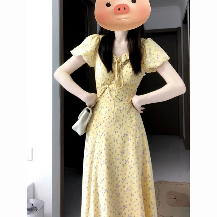 法式荷叶边泡泡袖黄色碎花连衣裙子女夏季2025新款设计感收腰长裙|undefined