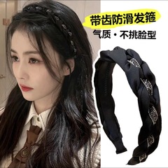 2023 new internet celebrity satin braided chain twist headband purely handmade wide-brimmed temperament headband hairpin for women French style
