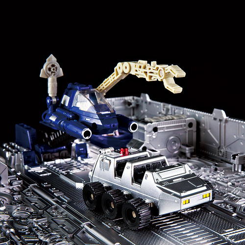 Cool Bianbao KBB deformation toy MP10v carriage Optimus King Kong M-pillar Spike small ball car man