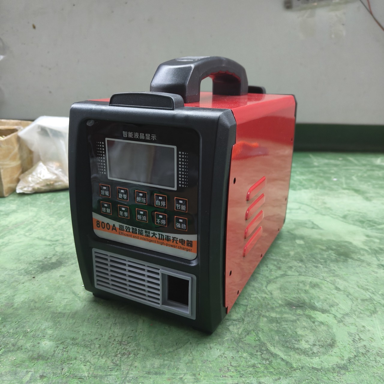 跨境直供汽车电瓶充电器12v24v纯铜大功率110v蓄电池充电机