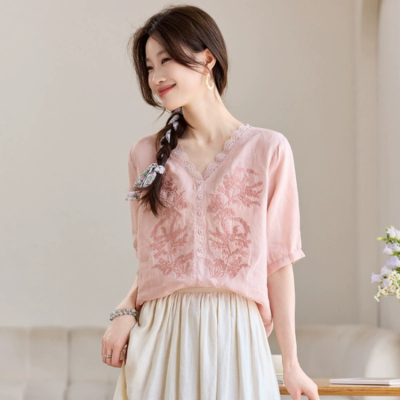Нежная кружевная рубашка с V-образным вырезом и вышивкой из рами для женщин, новинка лета 2025 года, французский нишевый топ, красивая рубашка