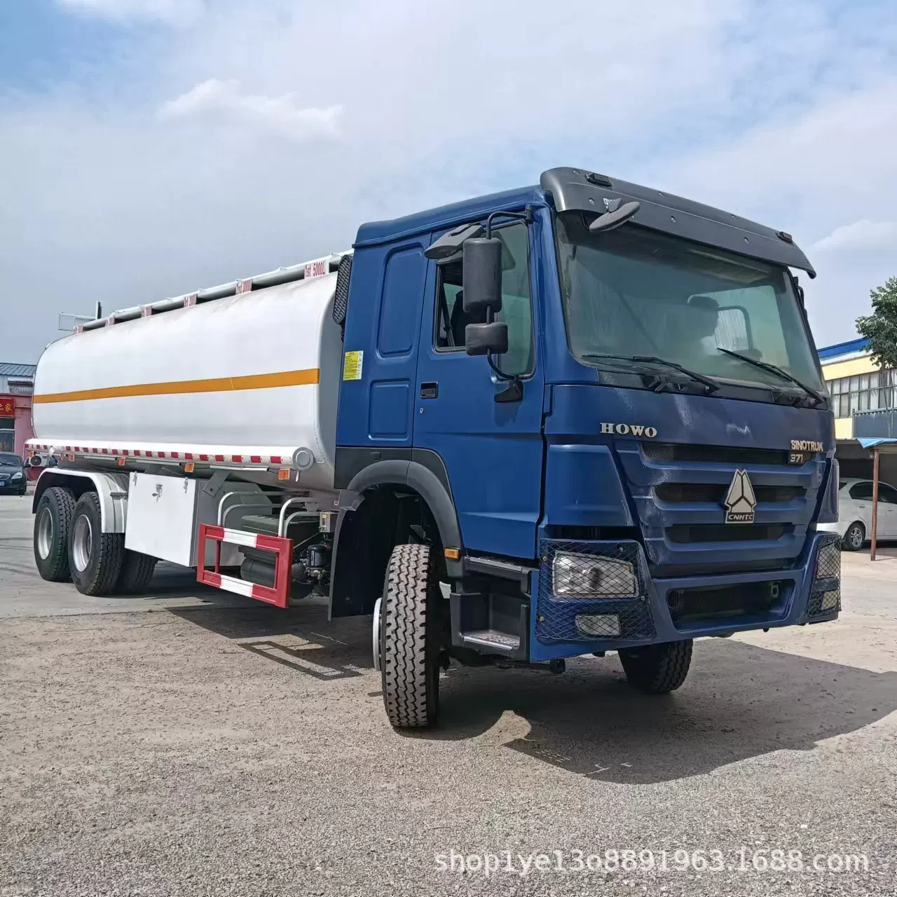 跨境出售重汽HOWO油罐车工厂二手10轮20-25方柴油汽油液罐运输车