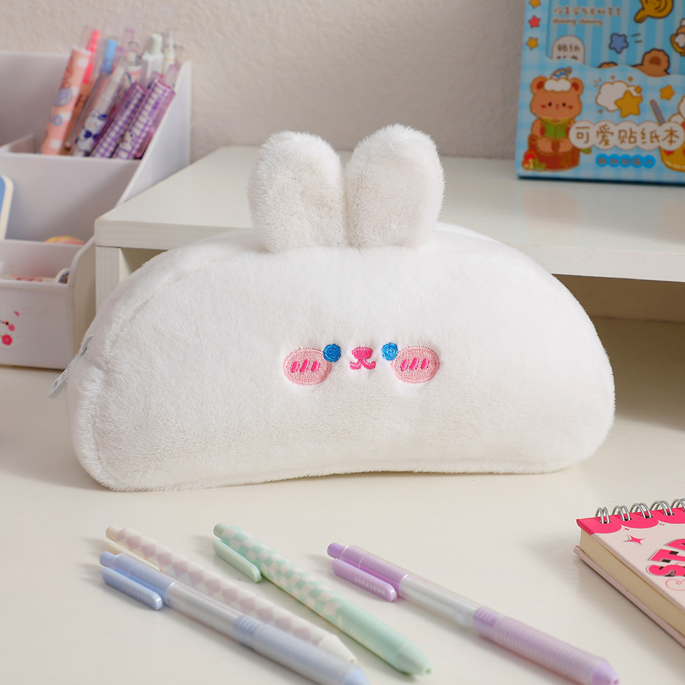 Bear Pv Velvet Class Learning Cute Pencil Case display picture 3