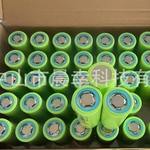 3.7V��Ԫ26700-4000mAh����늳�늄�܇��݆܇��݆܇�����^��܇