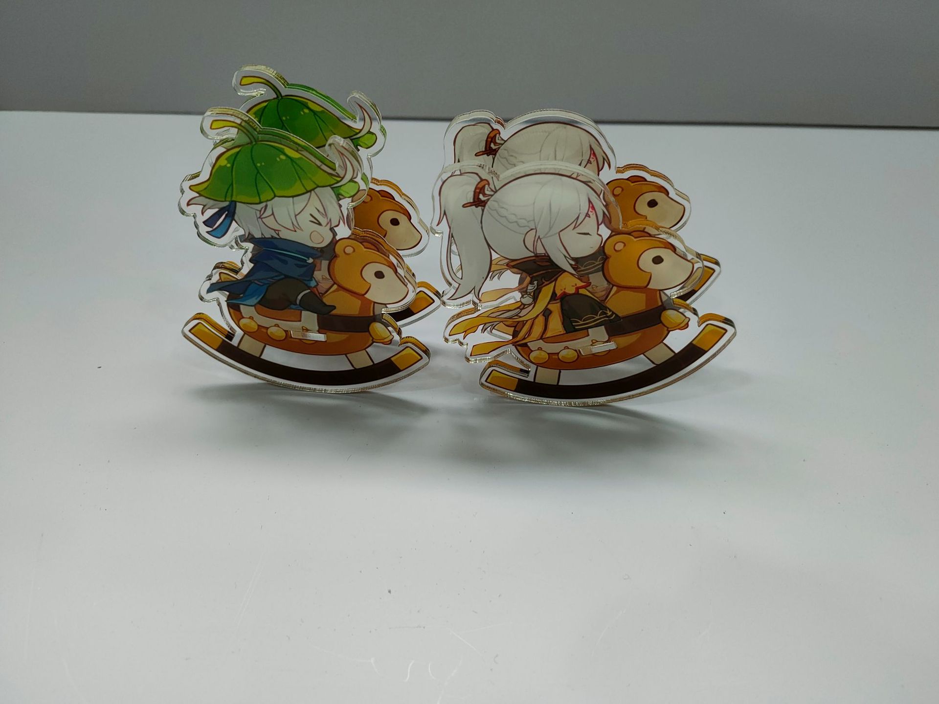 供应双面透明自立卡通亚克力摇摇乐定做彩印有机玻璃LOGO定制