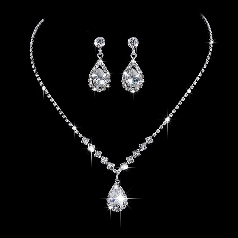 Collar de cadena de metal coreano con diamantes de imitación para boda, aretes de borla para novia, conjunto de joyería para banquete, venta al por mayor
