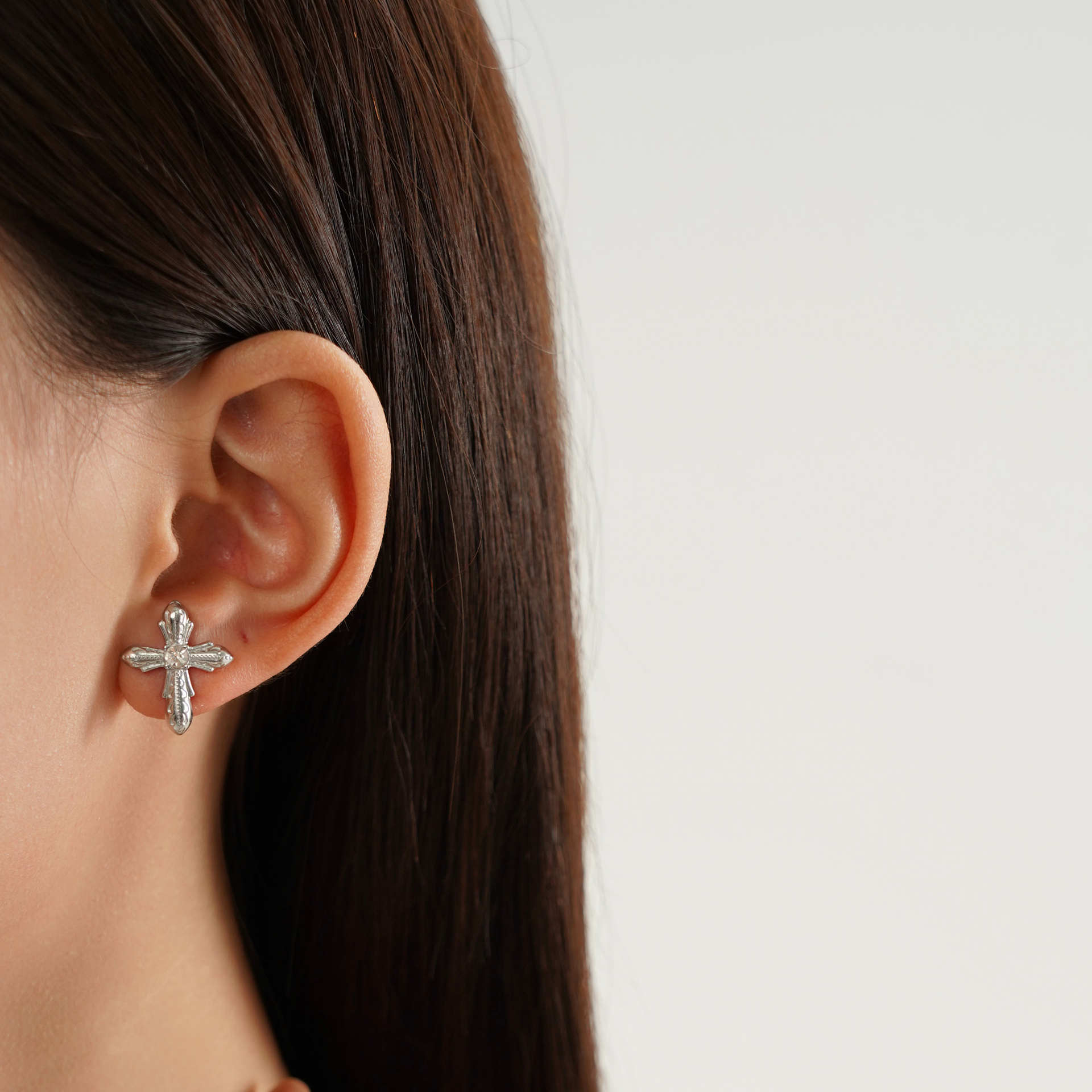 8g Weight Zircon Inlay Material 1 Pair Basic Korean Style Cross Plating Inlay Titanium Steel Zircon Ear Studs