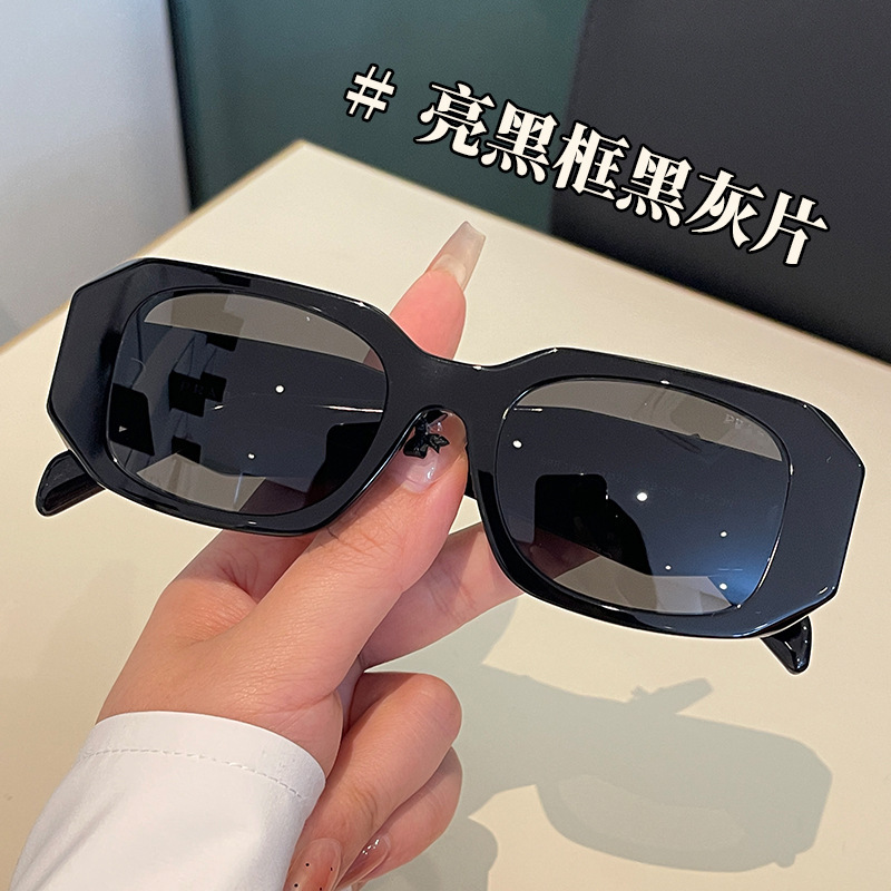 P家新款欧美方形个性莫兰迪色墨镜粗腿太阳镜潮流眼镜带LOGO批发|undefined