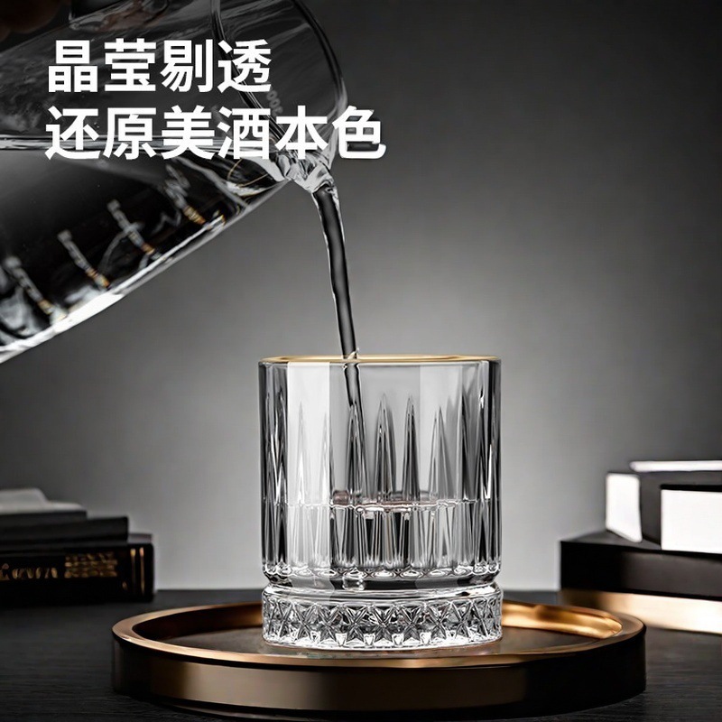 Dos dos tazas de licor blanco conjunto doméstico lujo ligero de alta calidad 2 tazas de una taza pequeña taza de cerveza de licor de cerveza