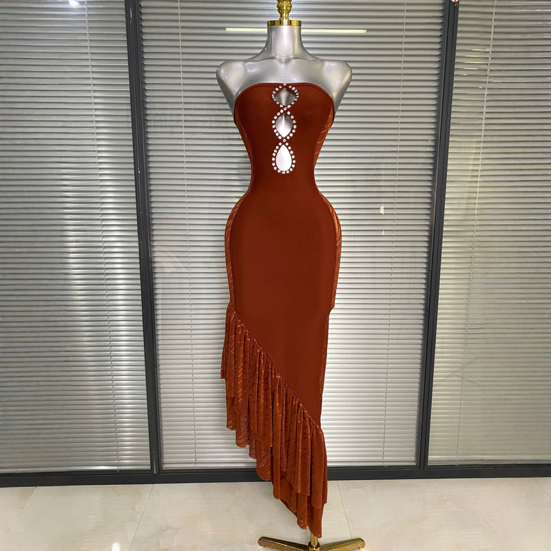 Amazon European and American cross-border stage strapless dress with rhinestones, backless design, birthday party, bodycon, bandage style, evening gown, long dress for socialites Amazon European and American cross-border stage strapless dress with rhinestones, backless design, birthday party, bodycon, bandage style, evening gown, long dress for socialites