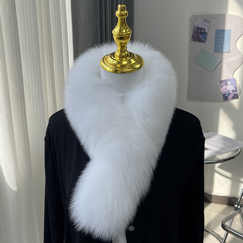 White (clip lining style)