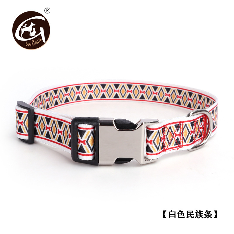 화이트 에스닉 스트립