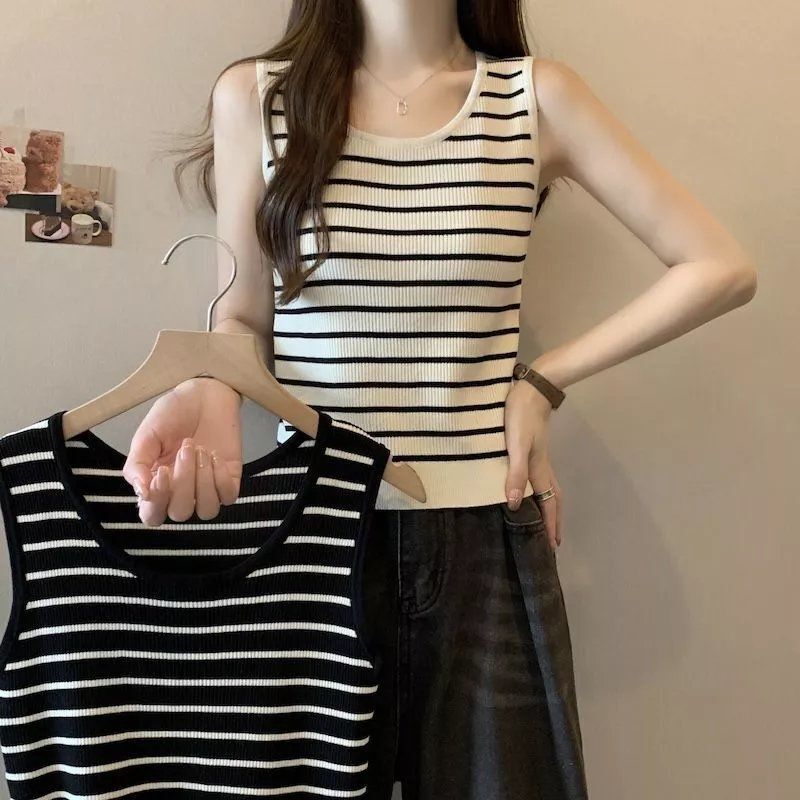 Plus-Size Striped Camisole for Women, Spring/Summer 2026 New Style, Tummy-Concealing, Slimming Knit Base Shirt, Sleeveless Top