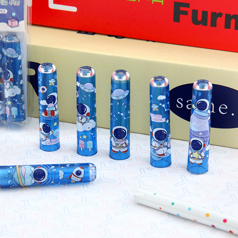 ER6161 astronauta lápiz cubierta cubierta de lápiz transparente lindo alumno de la escuela primaria cubierta de punta de lápiz papelería