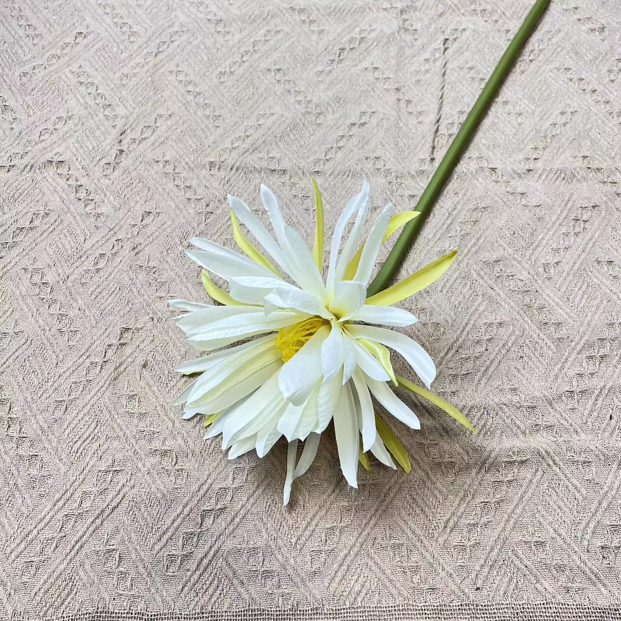 Accesorios de decoración floral efímeros para arreglos florales, fotografía de trajes tradicionales, salones de boda, decoración del hogar, flores artificiales y ramos de flores especiales.